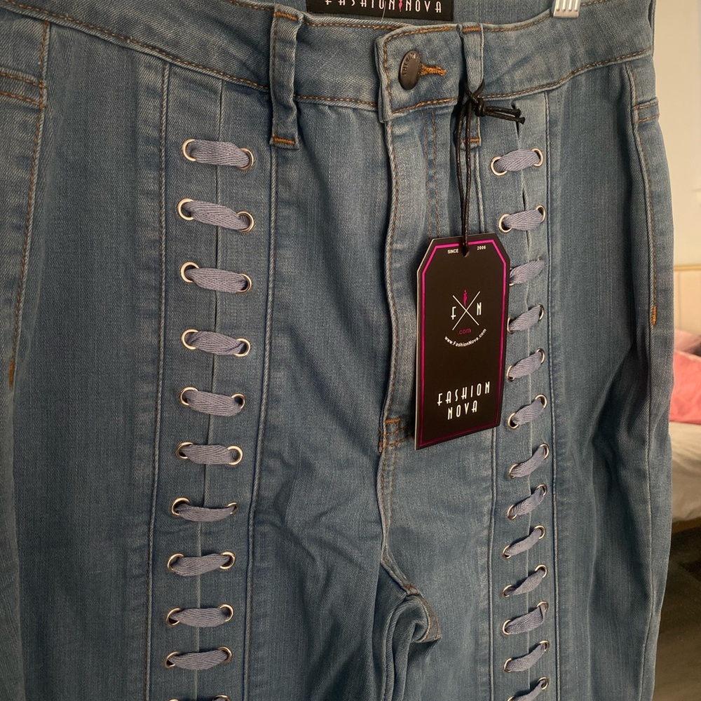Lace-Up Jeans - Picture 3 of 8